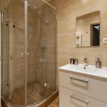 Spacious 1-bedroom Daire *