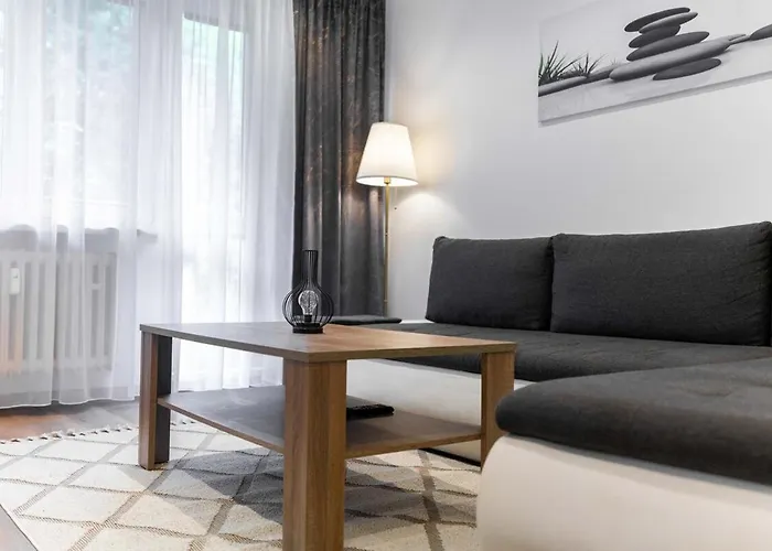 Spacious 1-bedroom * マルティン